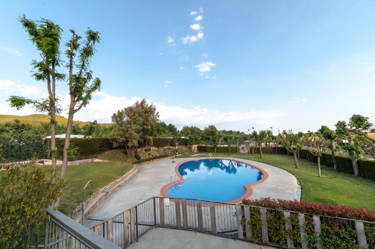 Bungalows - Camping El Solsones Solsona Exteriör bild