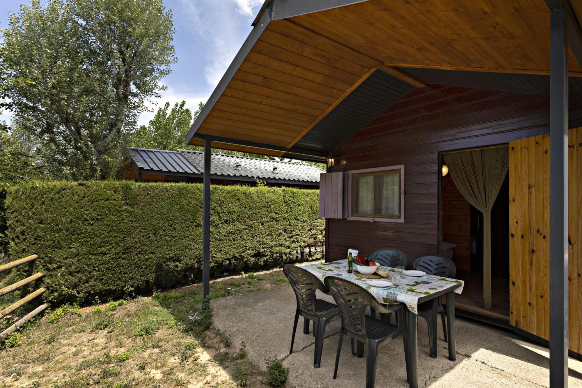 Bungalows - Camping El Solsones Solsona Exteriör bild