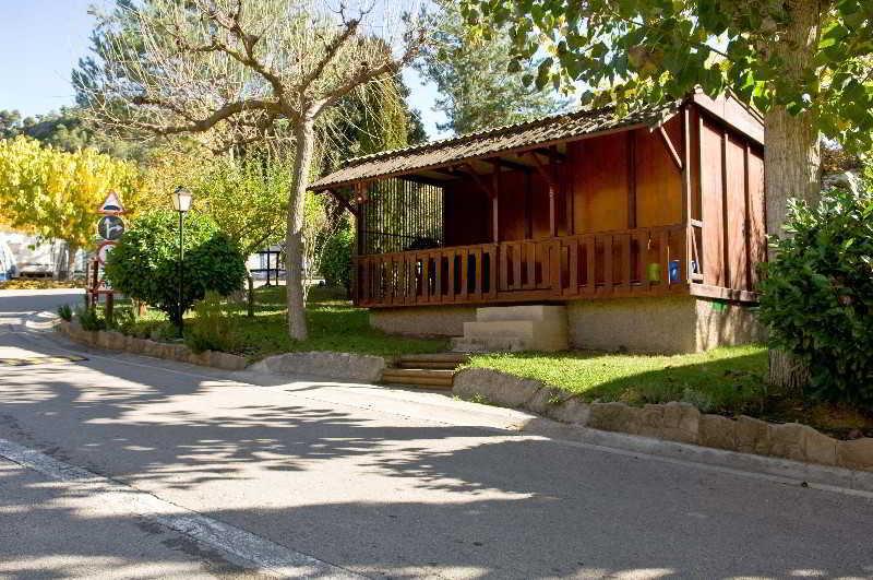 Bungalows - Camping El Solsones Solsona Exteriör bild