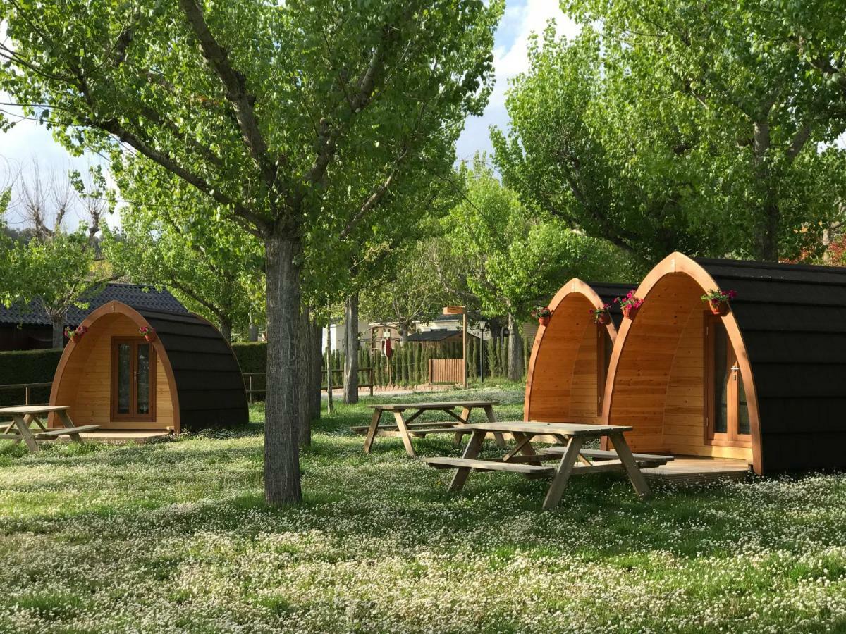 Bungalows - Camping El Solsones Solsona Exteriör bild